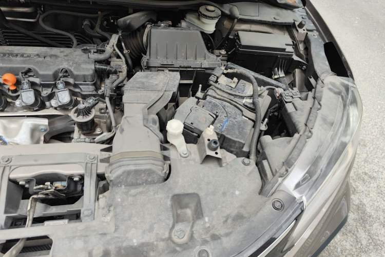 Used Honda XR-V 2015 1.8L EXi CVT Comfort Version Engine Bay Left