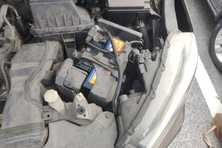 Used Honda XR-V 2015 1.8L EXi CVT Comfort Version Engine Bay Left