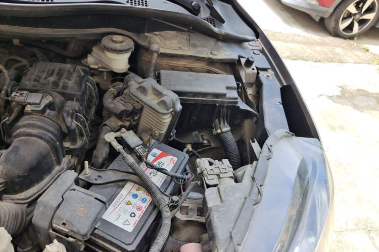 Used Honda XR-V 2015 1.5L LXi CVT Classic Edition Engine Bay Left