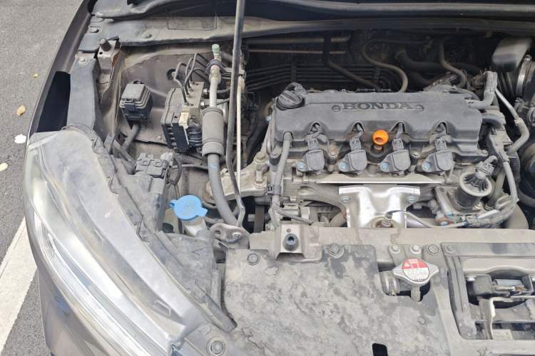 Used Honda XR-V 2015 1.8L EXi CVT Comfort Version Engine Bay Right