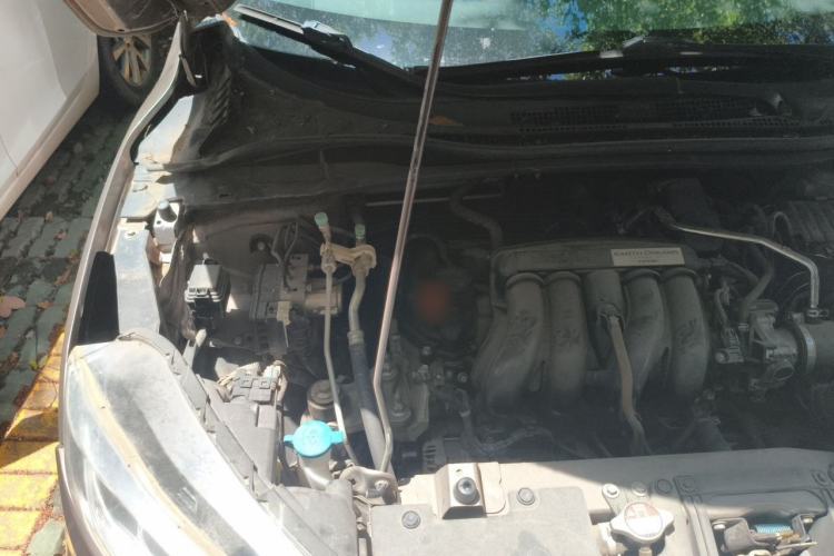 Used Honda XR-V 2015 1.5L LXi CVT Classic Edition Engine Bay Right