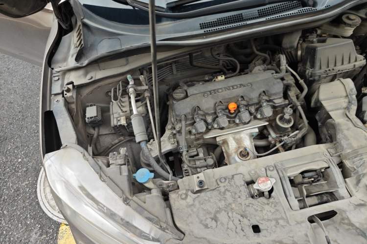 Used Honda XR-V 2015 1.8L EXi CVT Comfort Version Engine Bay Right