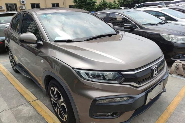 Used Honda XR-V 2015 1.8L EXi CVT Comfort Version Front Right 45 Deg