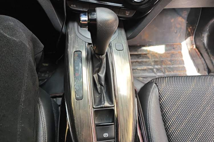 Used Honda XR-V 2015 1.8L EXi CVT Comfort Version Gear Lever
