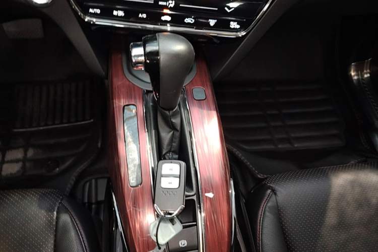 Used Honda XR-V 2015 1.8L VTi CVT Luxury Edition Gear Lever