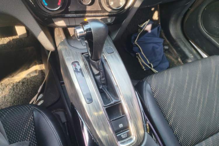 Used Honda XR-V 2015 1.8L EXi CVT Comfort Version Gear Lever