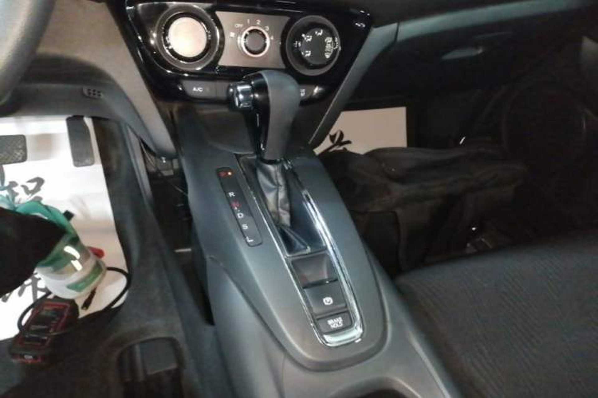 Used Honda XR-V 2015 1.5L LXi CVT Classic Edition Gear Lever