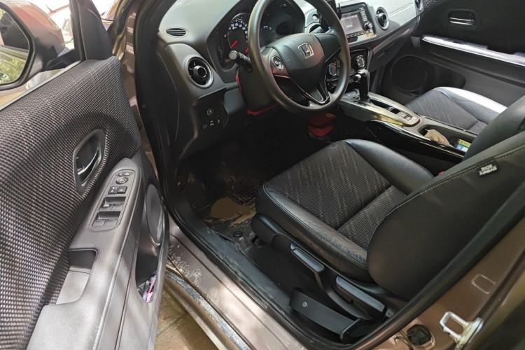 Used Honda XR-V 2015 1.8L EXi CVT Comfort Version Interior 3