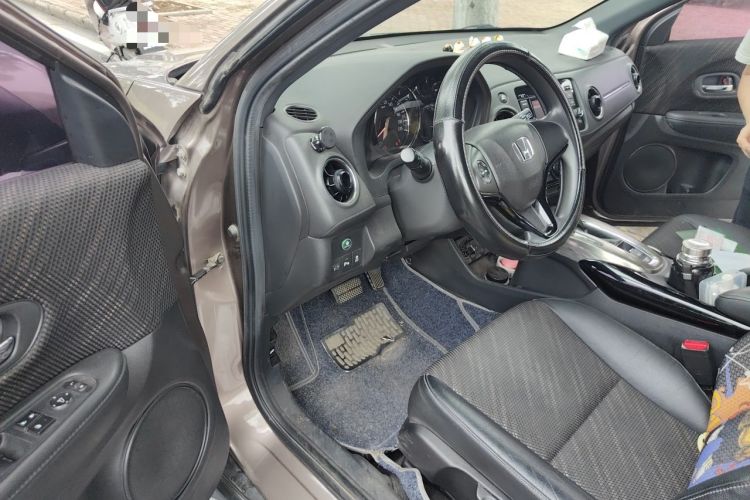 Used Honda XR-V 2015 1.8L EXi CVT Comfort Version Interior 3