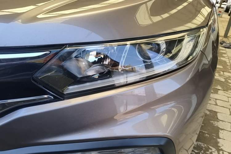 Used Honda XR-V 2015 1.8L EXi CVT Comfort Version Left Front Headlight