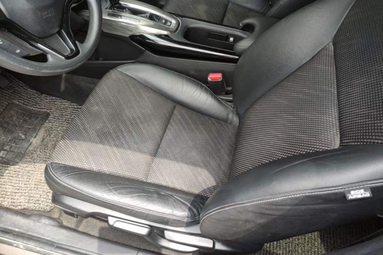 Used Honda XR-V 2015 1.8L EXi CVT Comfort Version Left Front Seat