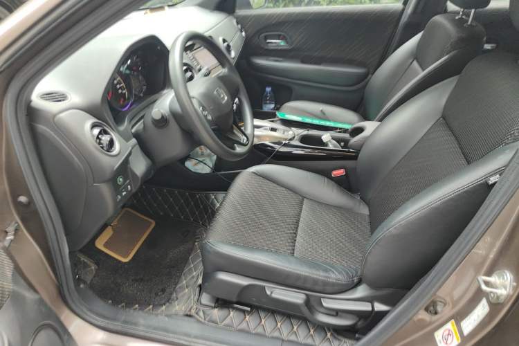 Used Honda XR-V 2015 1.8L EXi CVT Comfort Version Left Front Seat
