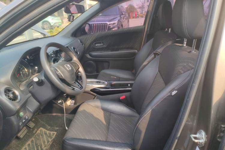Used Honda XR-V 2015 1.8L EXi CVT Comfort Version Left Front Seat