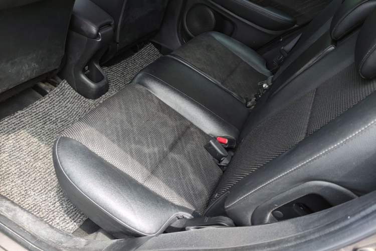 Used Honda XR-V 2015 1.8L EXi CVT Comfort Version Left Rear Seat
