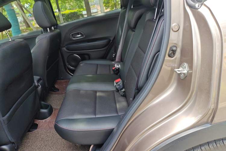 Used Honda XR-V 2015 1.8L VTi CVT Luxury Edition Left Rear Seat