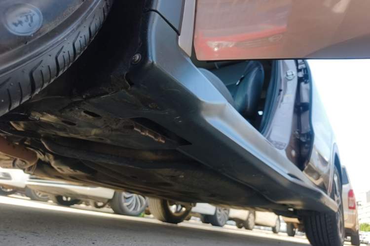 Used Honda XR-V 2015 1.8L VTi CVT Luxury Edition Left Side Sill