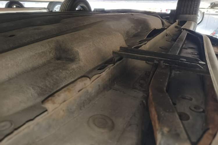 Used Honda XR-V 2015 1.8L EXi CVT Comfort Version Left Side Sill