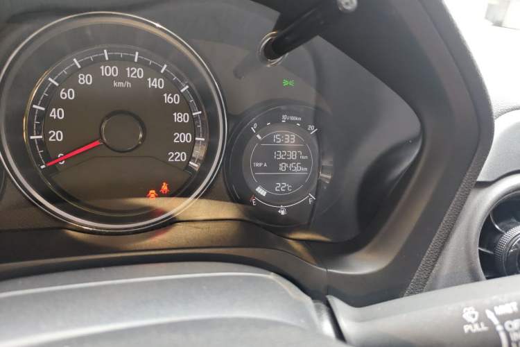 Used Honda XR-V 2015 1.8L EXi CVT Comfort Version Odometer Close Up