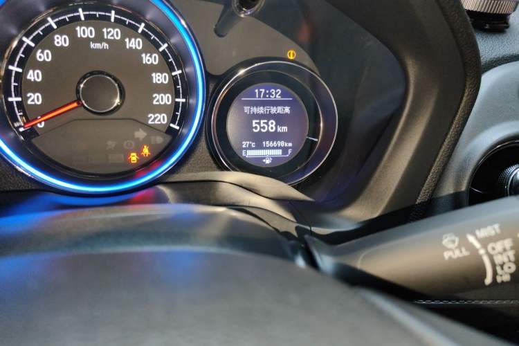 Used Honda XR-V 2015 1.8L VTi CVT Luxury Edition Odometer Close Up