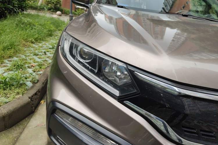 Used Honda XR-V 2015 1.8L EXi CVT Comfort Version Right Front Headlight