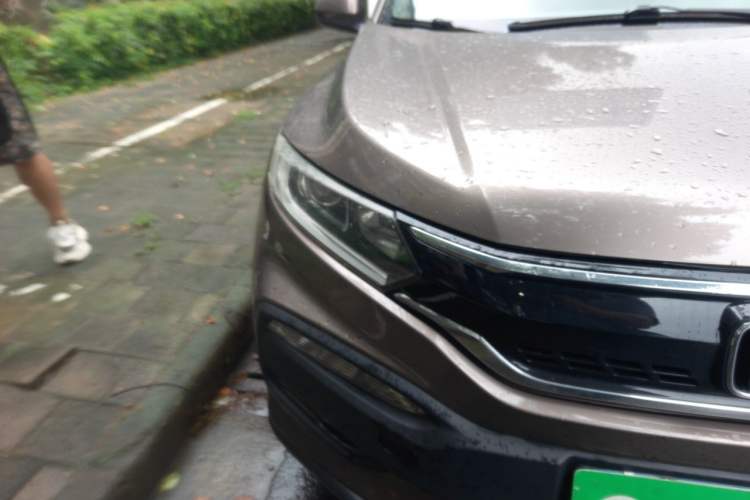 Used Honda XR-V 2015 1.8L EXi CVT Comfort Version Right Front Headlight