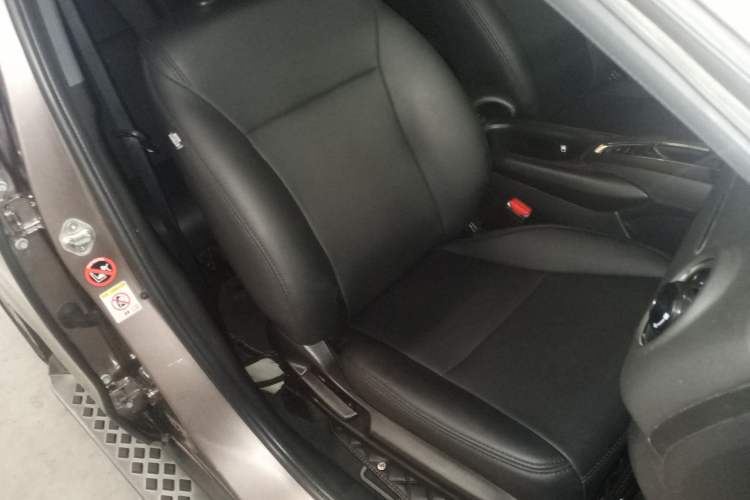 Used Honda XR-V 2015 1.5L LXi CVT Classic Edition Right Front Seat