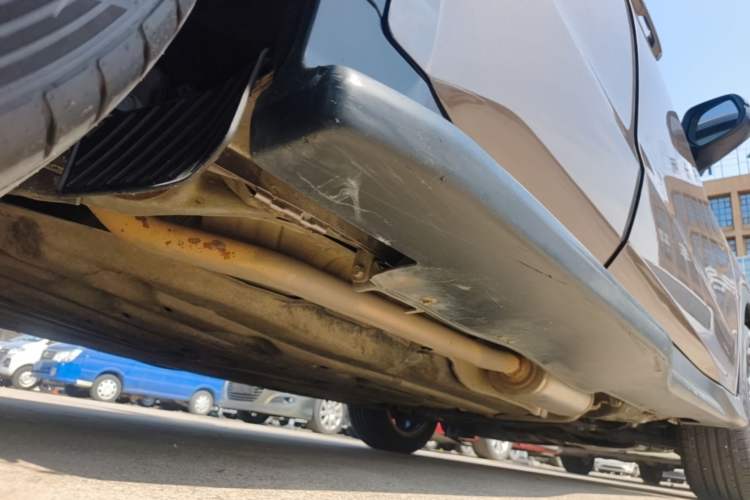 Used Honda XR-V 2015 1.8L VTi CVT Luxury Edition Right Side Sill
