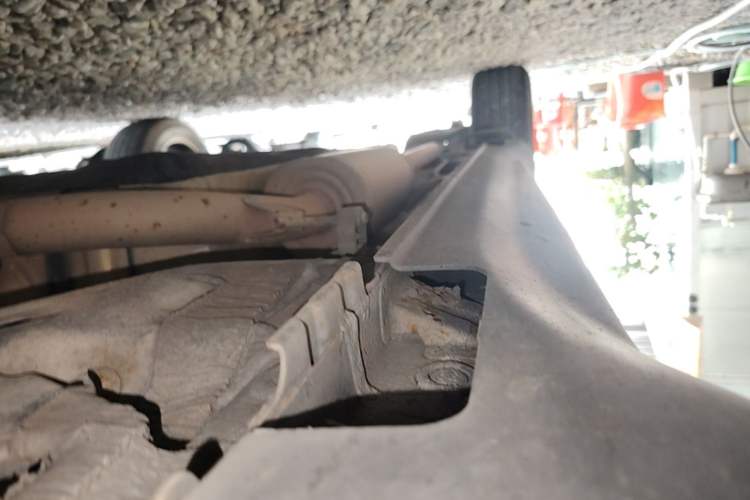 Used Honda XR-V 2015 1.8L VTi CVT Luxury Edition Right Side Sill