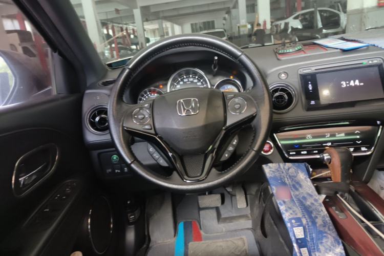 Used Honda XR-V 2015 1.8L VTi CVT Luxury Edition Steering Wheel