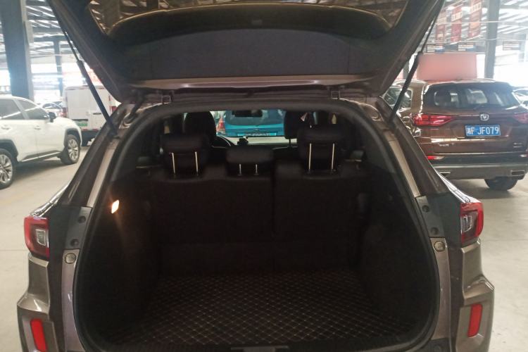 Used Honda XR-V 2015 1.5L LXi CVT Classic Edition Trunk