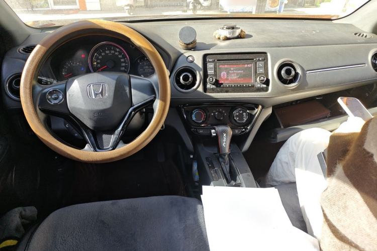 Used Honda XR-V 2015 1.5L LXi CVT Classic Edition Center Console