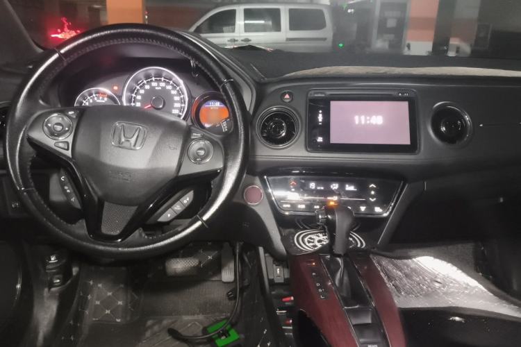 Used Honda XR-V 2015 1.8L VTi CVT Luxury Edition Center Console