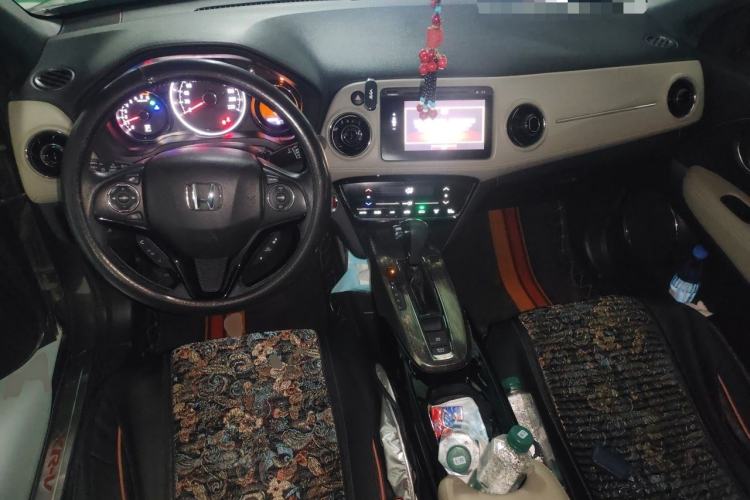 Used Honda XR-V 2015 1.8L VTi CVT Luxury Edition Center Console