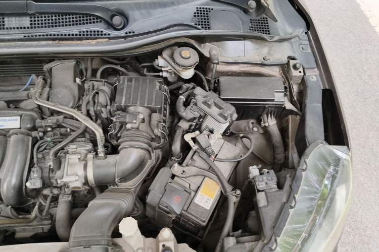 Used Honda XR-V 2015 1.5L LXi CVT Classic Edition Engine Bay Left