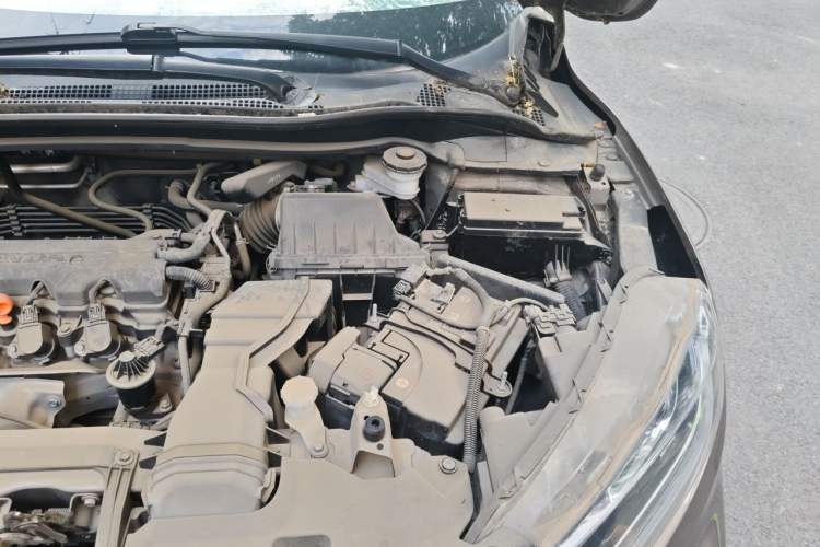 Used Honda XR-V 2015 1.8L EXi CVT Comfort Version Engine Bay Left