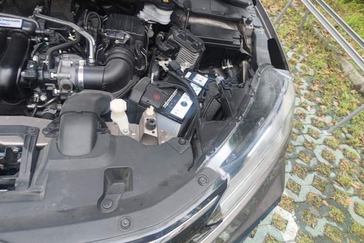 Used Honda XR-V 2015 1.5L LXi CVT Classic Edition Engine Bay Left