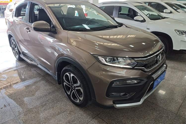 Used Honda XR-V 2015 1.8L EXi CVT Comfort Version Front Right 45 Deg