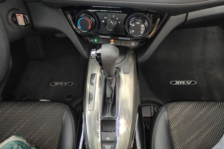 Used Honda XR-V 2015 1.8L EXi CVT Comfort Version Gear Lever