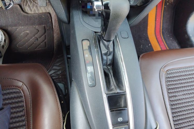 Used Honda XR-V 2015 1.5L LXi CVT Classic Edition Gear Lever