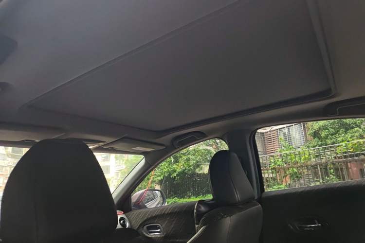 Used Honda XR-V 2015 1.8L EXi CVT Comfort Version Headliner