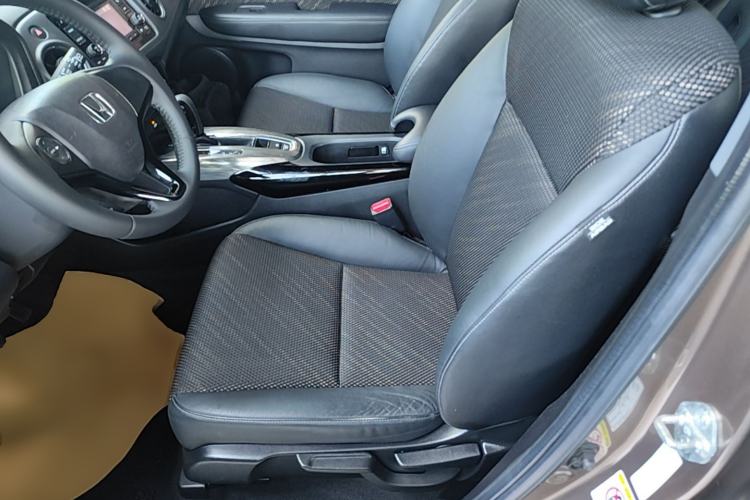 Used Honda XR-V 2015 1.8L EXi CVT Comfort Version Left Front Seat