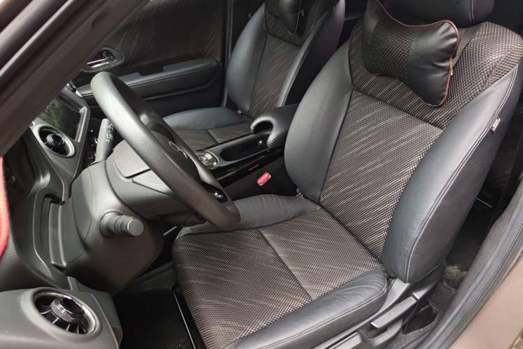 Used Honda XR-V 2015 1.8L EXi CVT Comfort Version Left Front Seat