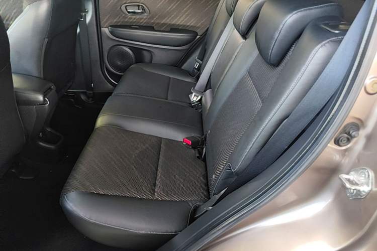Used Honda XR-V 2015 1.8L EXi CVT Comfort Version Left Rear Seat