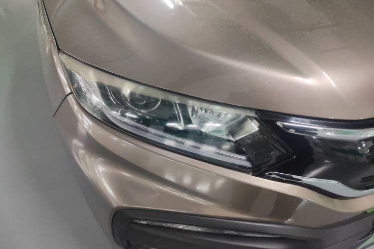 Used Honda XR-V 2015 1.8L VTi CVT Luxury Edition Right Front Headlight