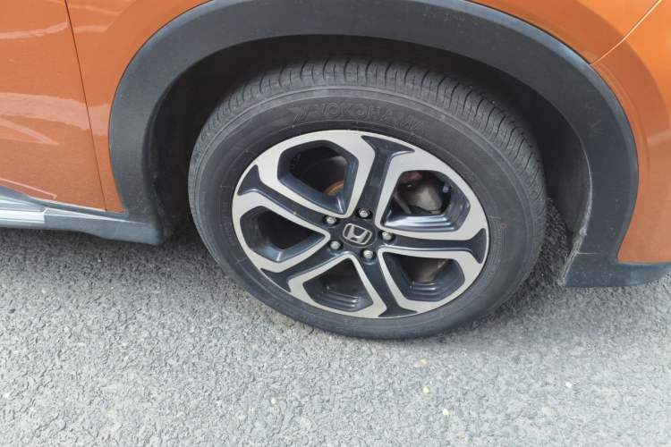 Used Honda XR-V 2015 1.8L EXi CVT Comfort Version Right Front Wheel Hub