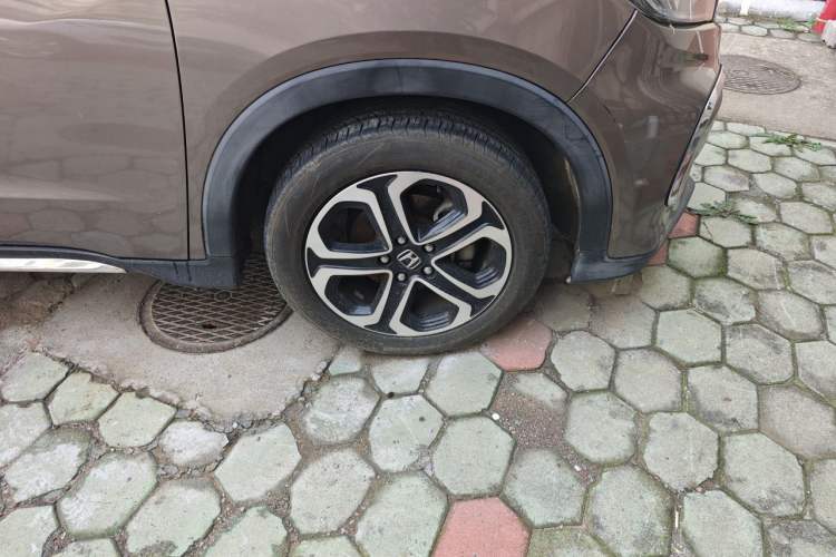Used Honda XR-V 2015 1.8L VTi CVT Luxury Edition Right Front Wheel Hub