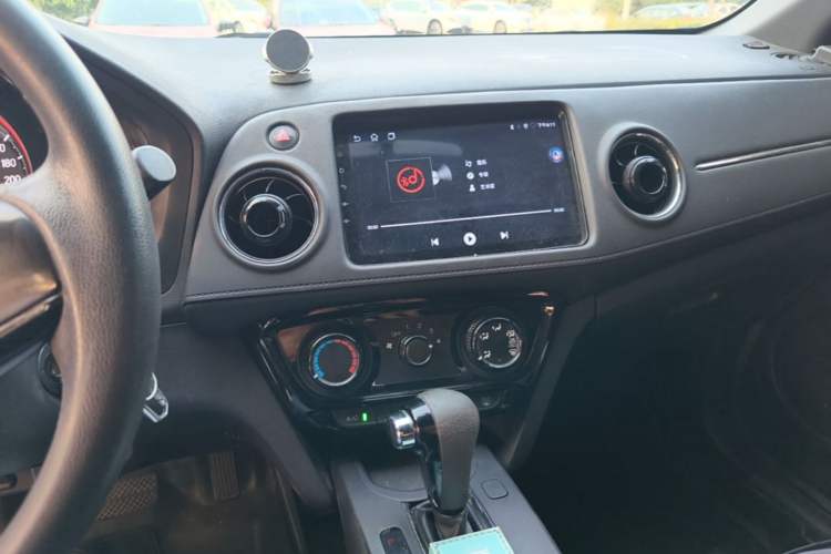 Used Honda XR-V 2015 1.5L LXi CVT Classic Edition Audio And AC Panel