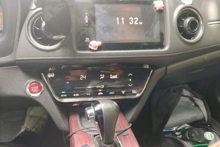 Used Honda XR-V 2015 1.8L VTi CVT Luxury Edition Audio And AC Panel