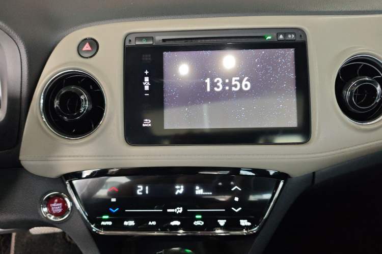 Used Honda XR-V 2015 1.8L VTi CVT Luxury Edition Audio And AC Panel