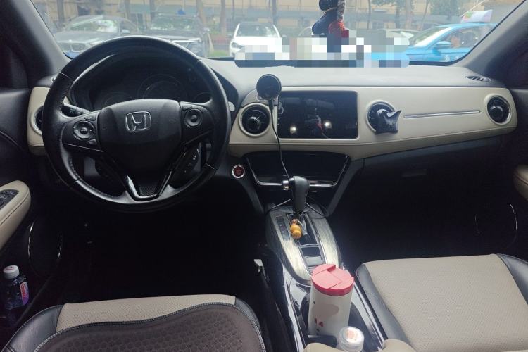 Used Honda XR-V 2015 1.8L VTi CVT Luxury Edition Center Console